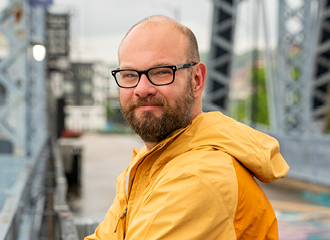 Army Veteran Shares How Sobriety Helped Him Heal From His Trauma  - Play Video